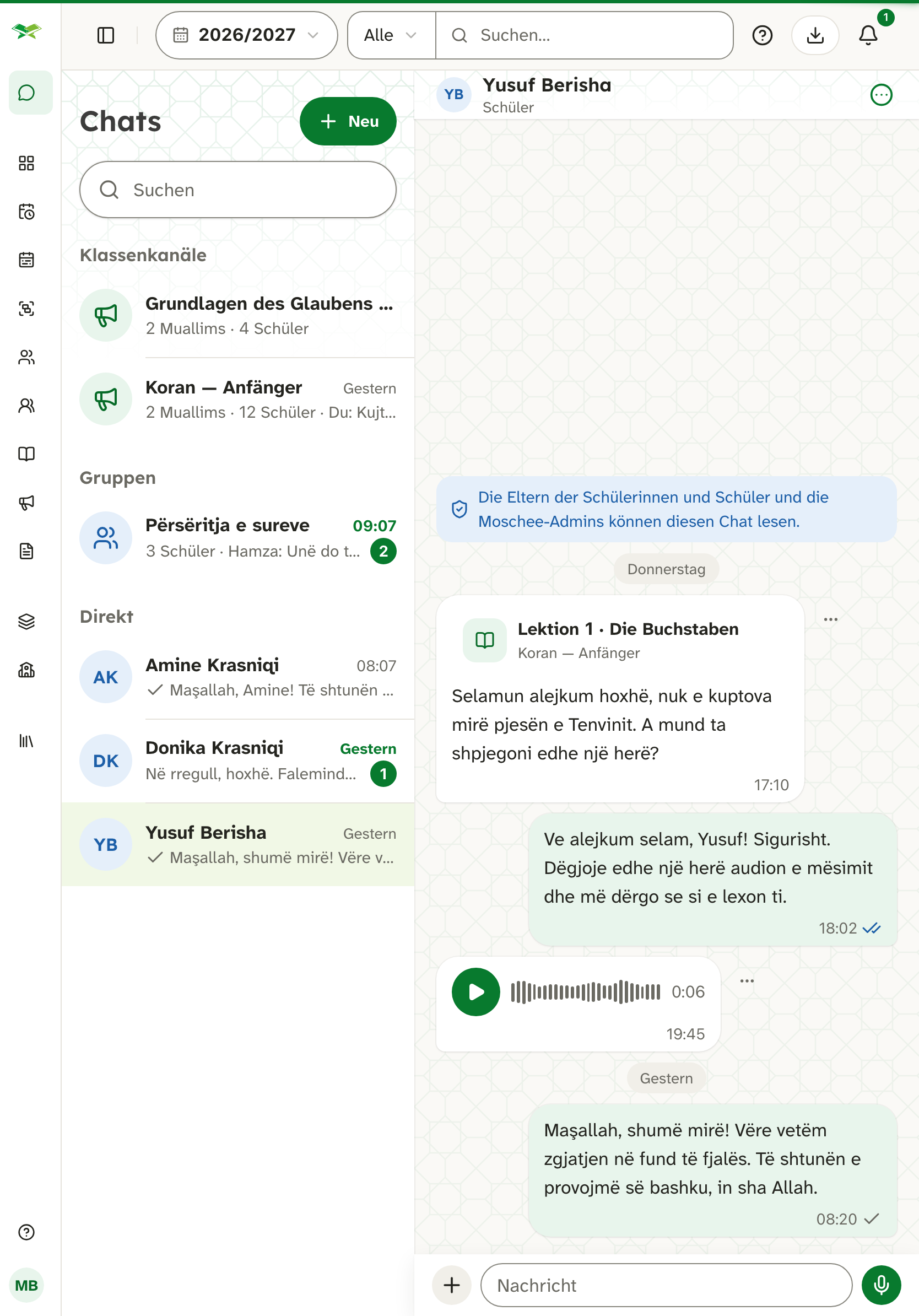 Direktchat eines Muallims mit dem Schüler Yusuf Berisha: Lektionskarte, Antwort, Sprachnachricht und Datenschutzhinweis.