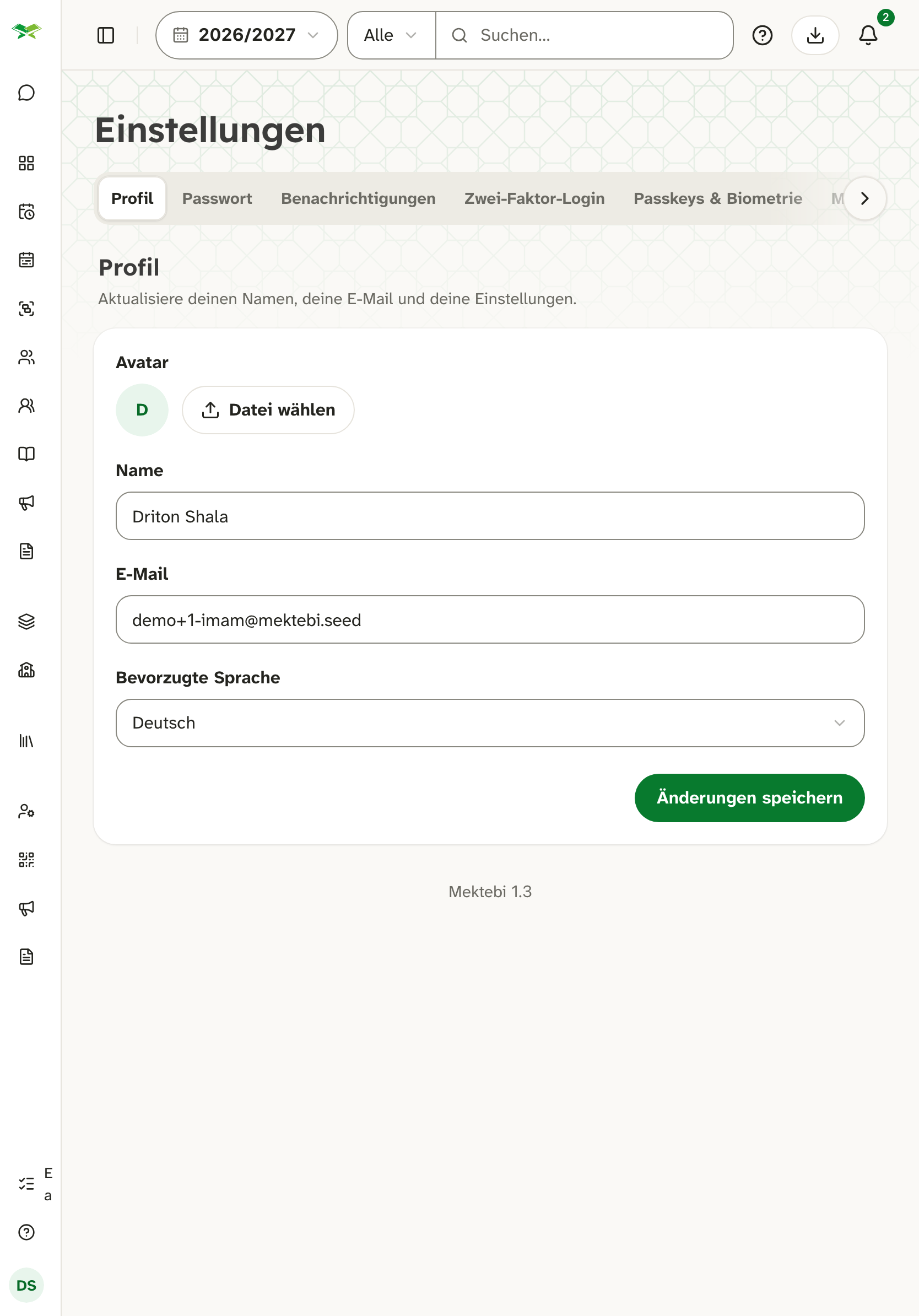 Profil-Einstellungen von Driton Shala mit Name, E-Mail und dem Menü «Bevorzugte Sprache» auf Deutsch.