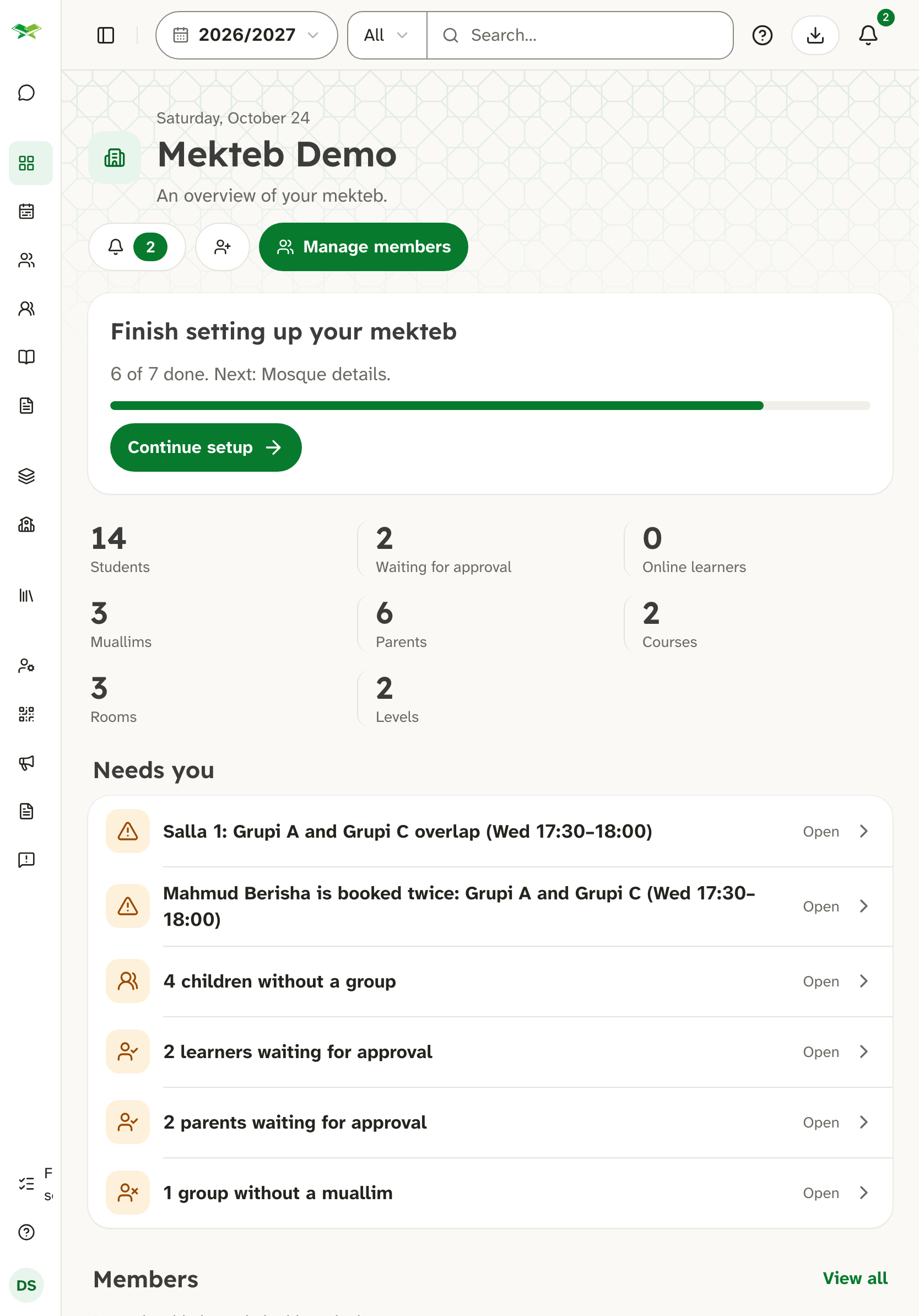 Mekteb Demo overview with setup progress, counts of students and muallims, and a list of open tasks.