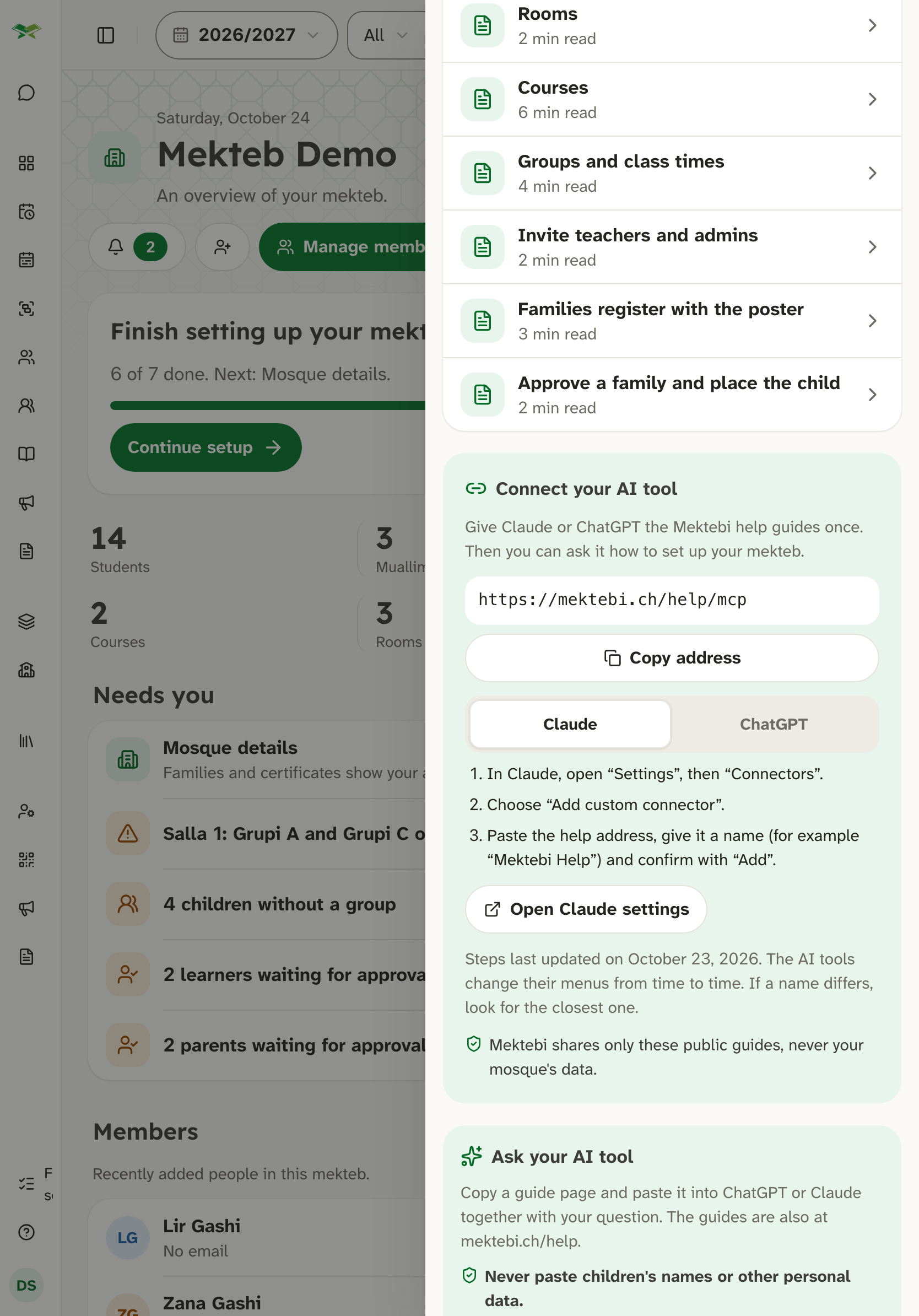 Help panel card "Connect your AI tool" with the help address, a copy button and steps for Claude.