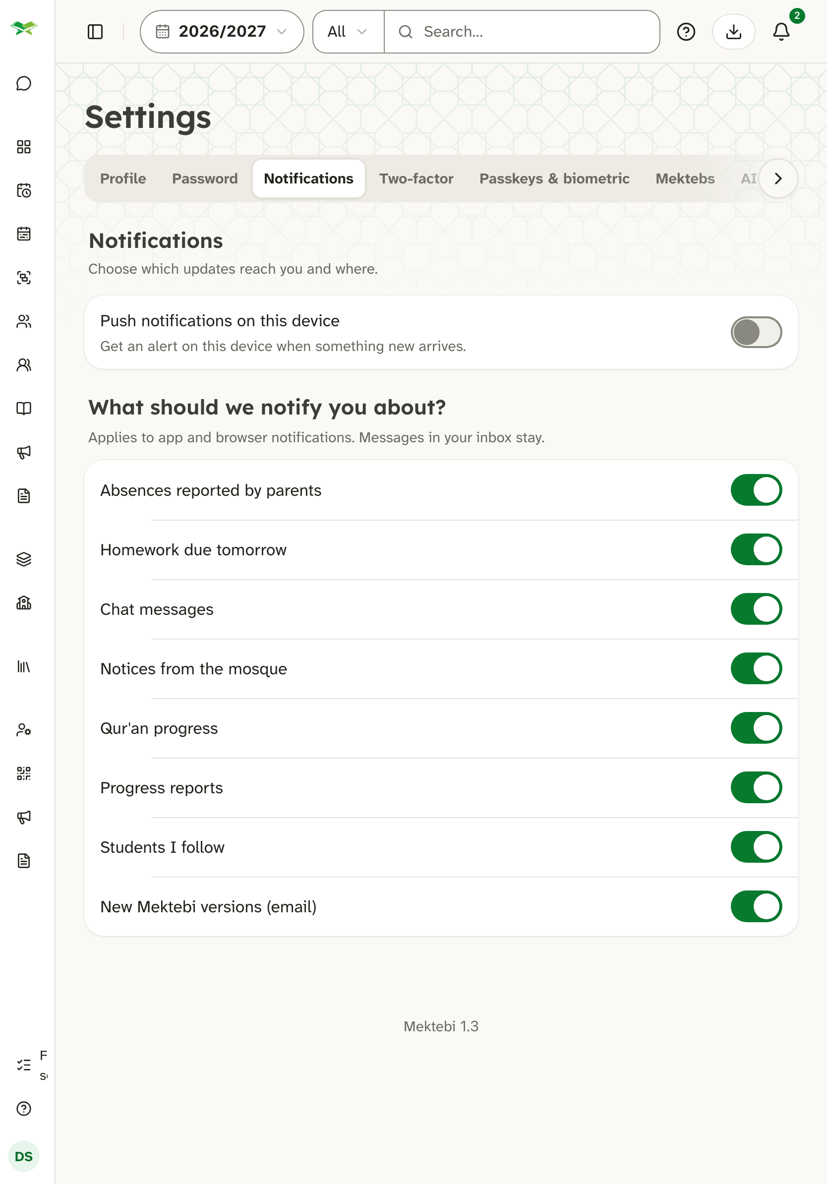 Notification settings with a push switch for this device and one switch per topic.