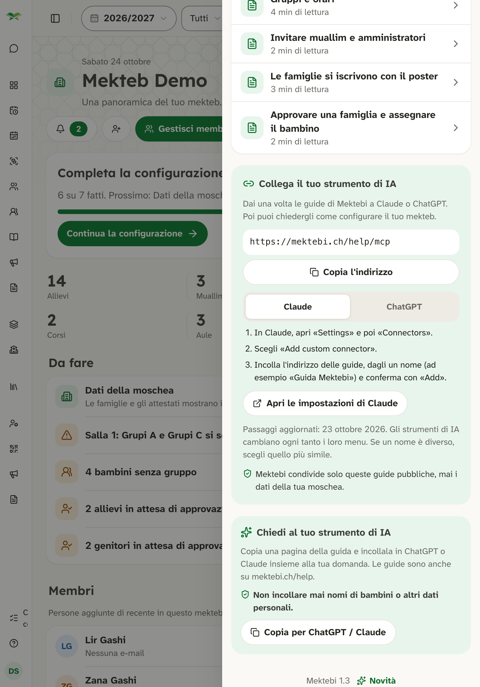 Pannello d'aiuto con guide e scheda IA; in fondo «Mektebi 1.3» e «Novità».