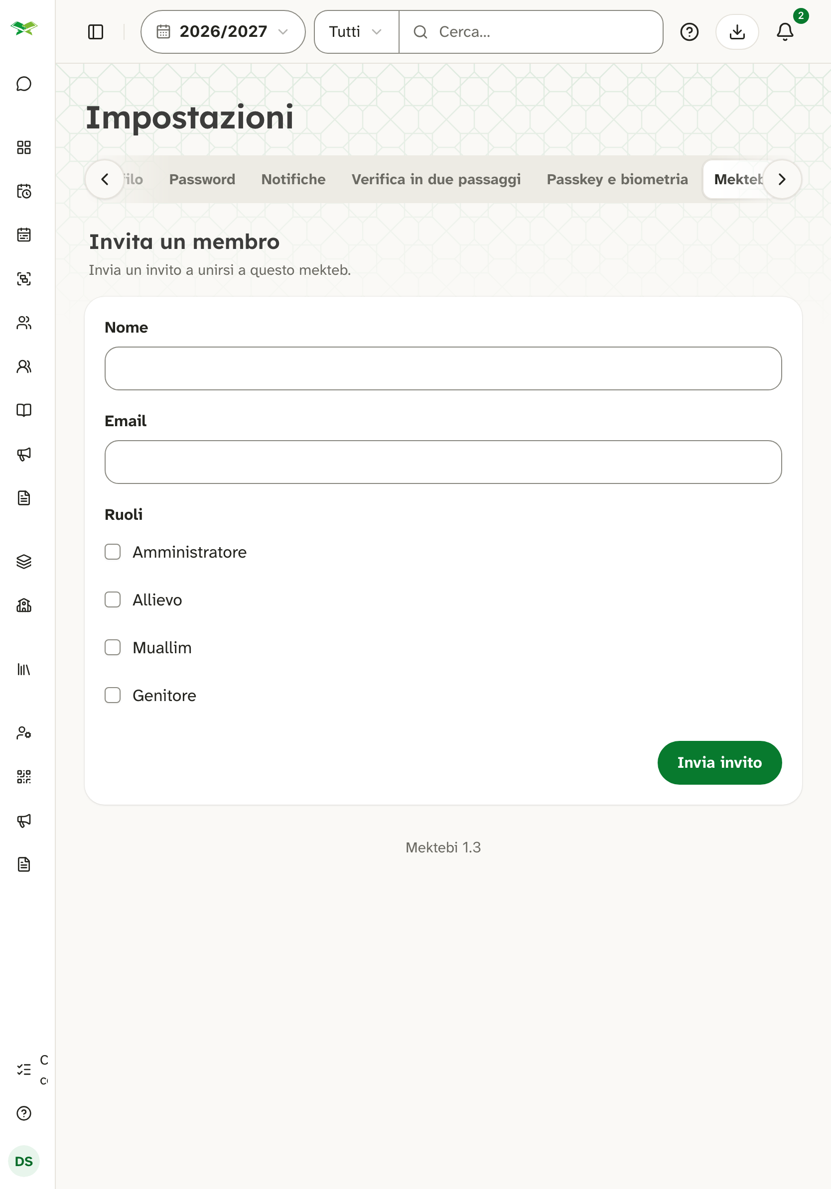 Modulo «Invita un membro»: nome, e-mail, ruoli (Amministratore, Allievo, Muallim, Genitore), «Invia invito».