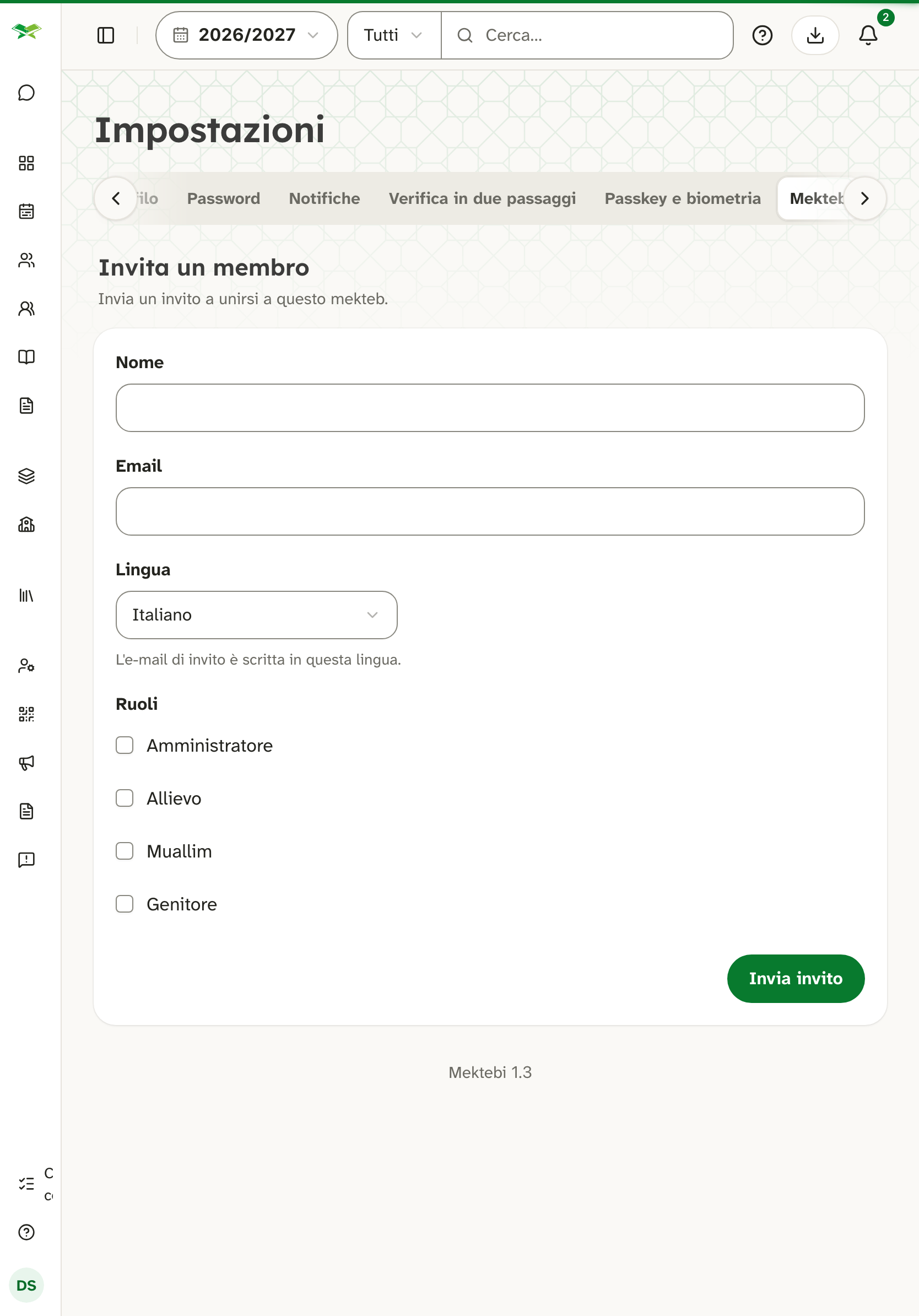 Modulo «Invita un membro»: nome, e-mail, ruoli (Amministratore, Allievo, Muallim, Genitore), «Invia invito».